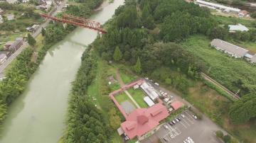 わち山野草の森と周辺、由良川を上空から撮影した写真